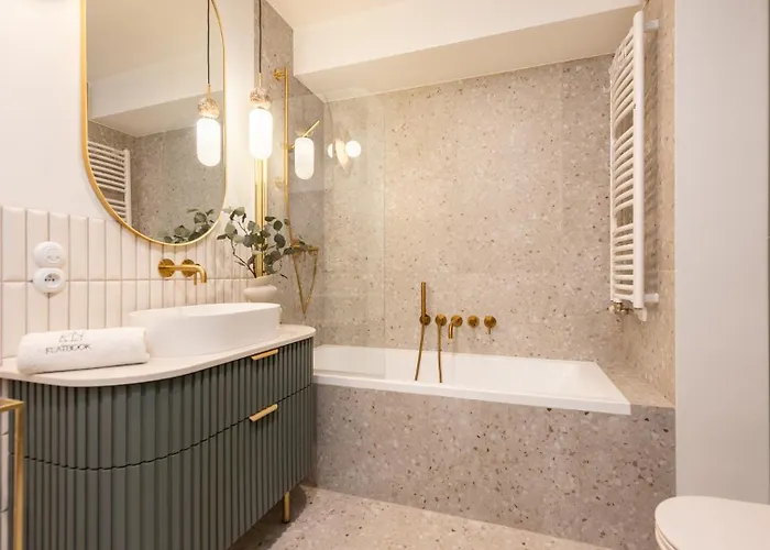 Flatbook - Center Zeromskiego *