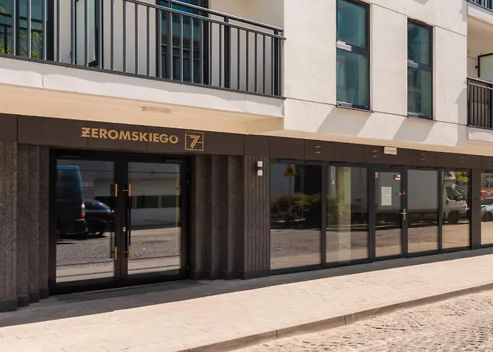 Flatbook - Center Zeromskiego *